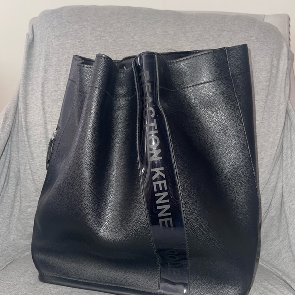 Backpack - Picture 1 of 9
